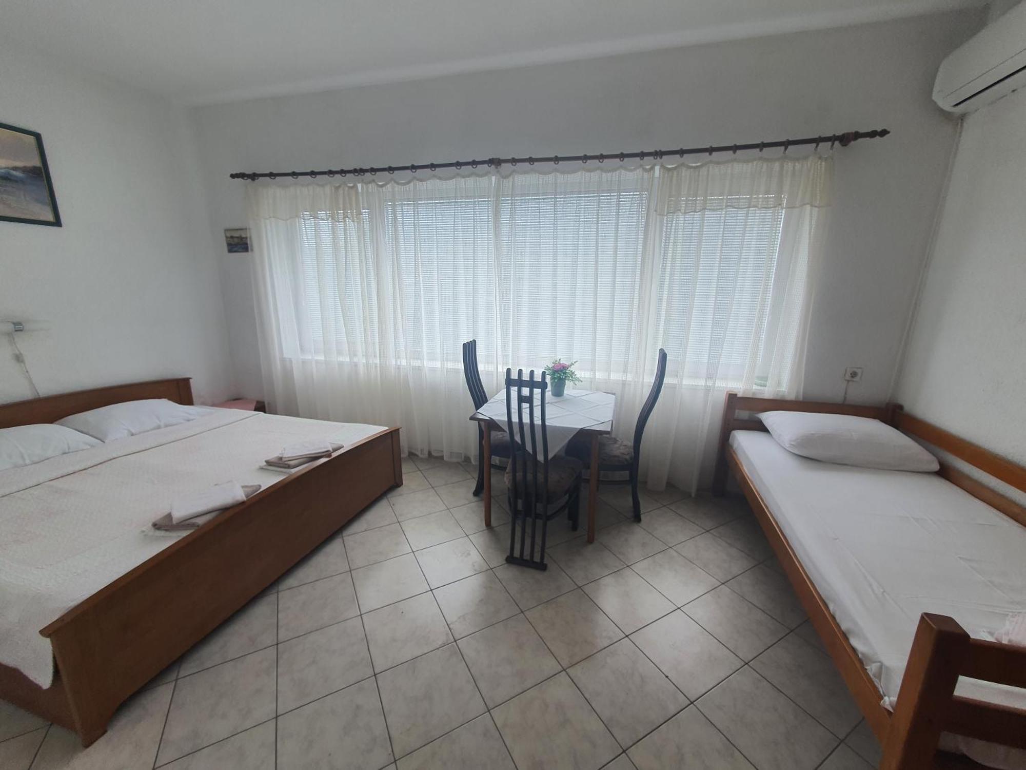 Apartments - Buffet 2B Свети-Юрай Экстерьер фото