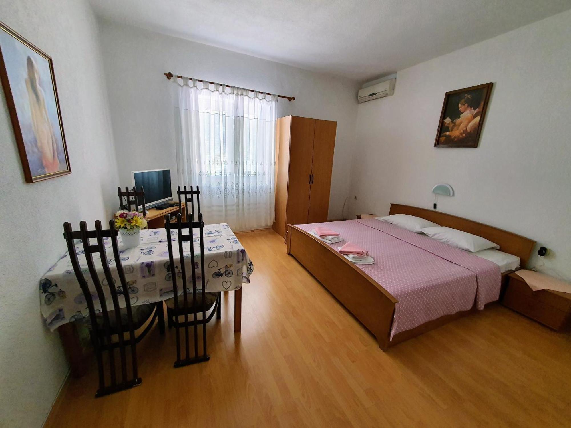 Apartments - Buffet 2B Свети-Юрай Номер фото