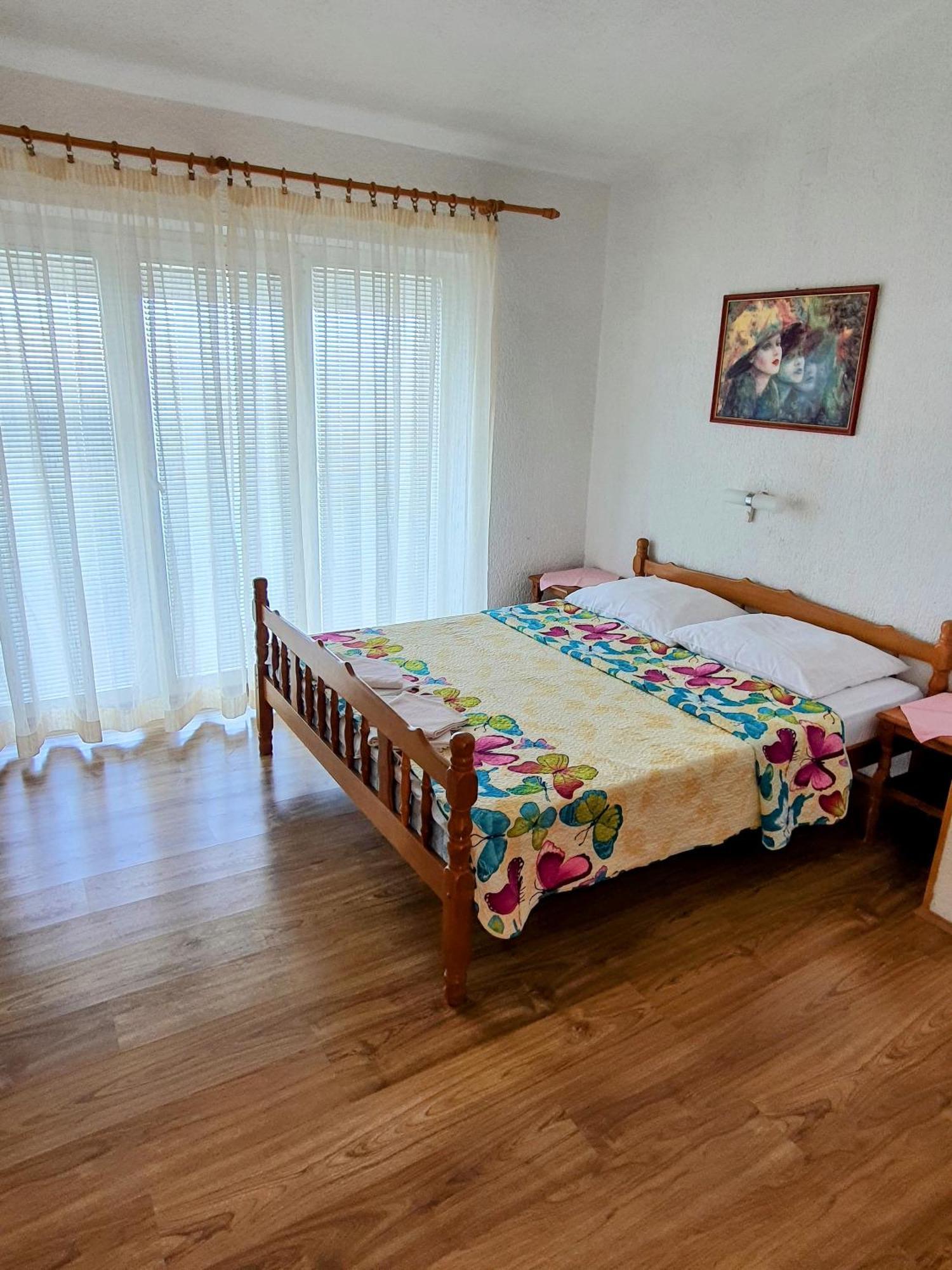 Apartments - Buffet 2B Свети-Юрай Номер фото